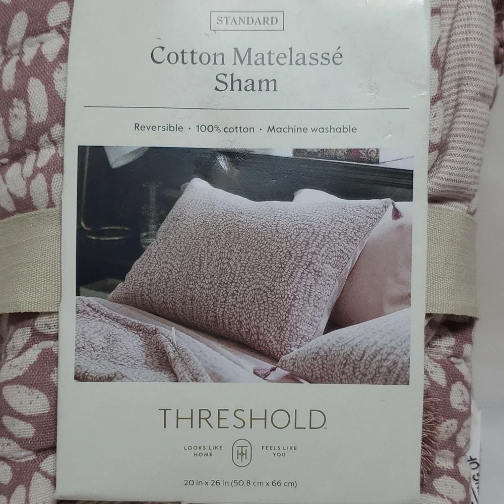 🎉$3 WITH PURCHASE🎉Threshold STD Boho Reversible Matelasse Swirl Quilted Sham - Picture 10 of 16